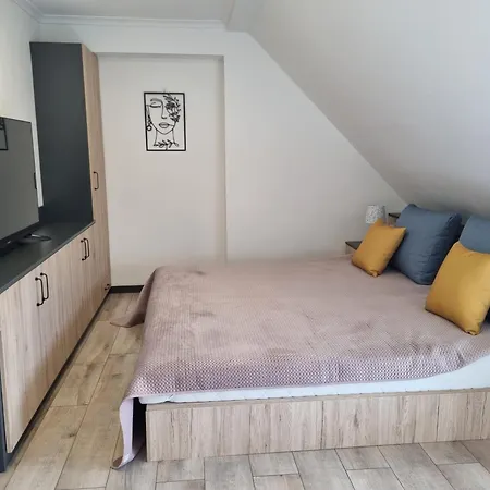 The Royal Apartman